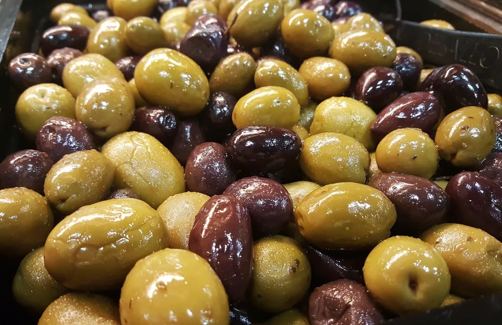 שמן זית מהכרם הישראלי, מהזית לבקבוק