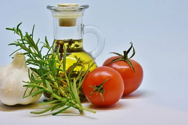 איך להכין רטבי סלט טבעיים מתוצרת שוק החקלאים